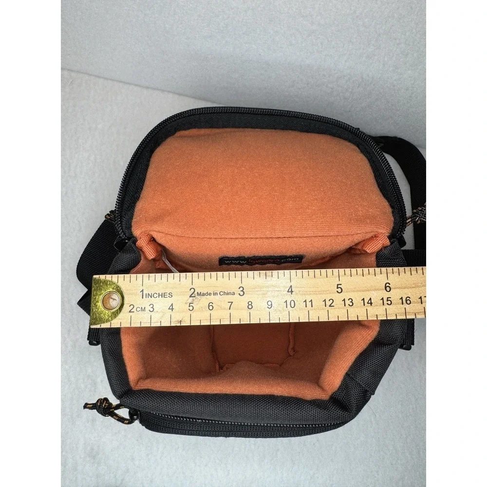 Lowepro Camera Bag Top Loading Adventura TLZ 15‎ for Compact D-SLR Camera